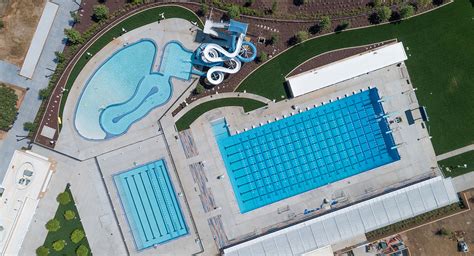 Elk Grove Aquatics Center 